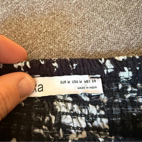 Bershka Black and White Floral Skort Skirt - Picture 3 of 5